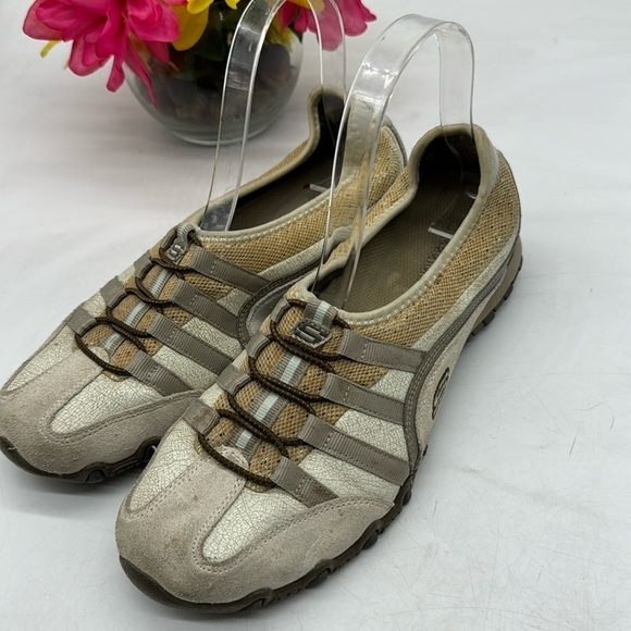 Skechers tan gray slip on sneakers size 8 SKT4802A - Picture 1 of 10